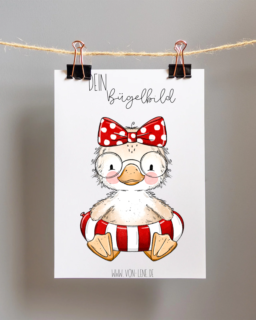 Bügelbild Badetag Ente Rot Schleife Brille